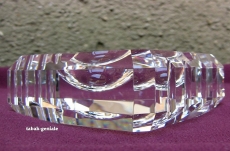 Aschenbecher aus Glas mit vier Ablagen 11x11x4 cm